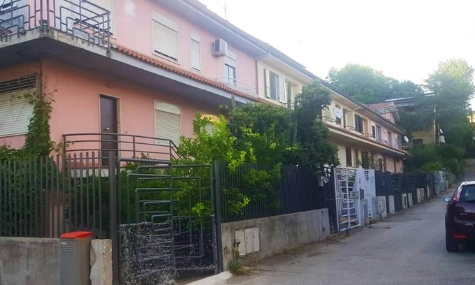 Castelvenere Appartement | Homerez - Joli appartement pour 2 pers. avec jardin et terrasse à Telese Terme