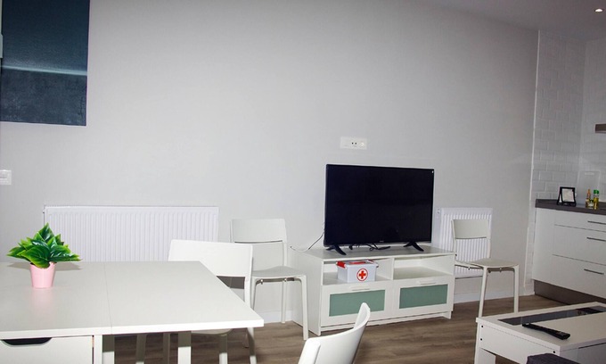 Leon City Centre Appartement | Homerez - Joli appartement pour 4 pers. à León