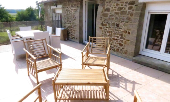 Plerguer Maison | Homerez - Nice house for 6 ppl. with swimming-pool and garden at Roz-Landrieux