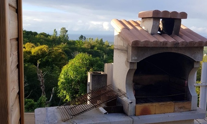 L'Etang-Sale Appartement | Homerez - Nice studio 6 km away from the beach for 2 ppl. with shared pool