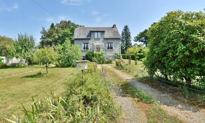 Quebriac Maison | Homerez - Maison spacieuse pour 6 pers. avec jardin et terrasse à Québriac