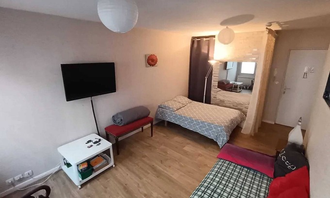 Clermont-Ferrand Appartement | Homerez - Studio à Clermont-Ferrand