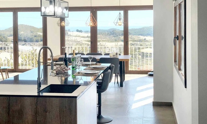 Callosa d' En Sarria Villa | Homerez - Villa in Callosa d'En Sarrià