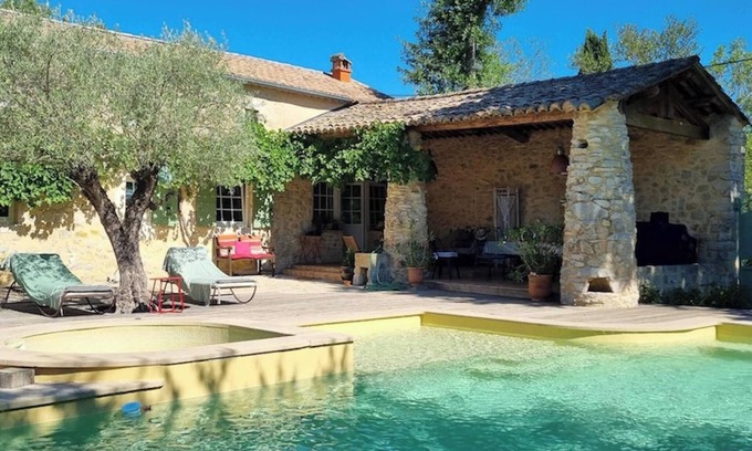 Lussan Villa | Homerez - Villa in Lussan with pool