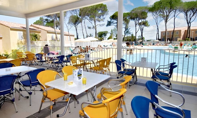 Calvisson Maison | Homerez - Maison accueillante à Calvisson avec piscine et terrasse