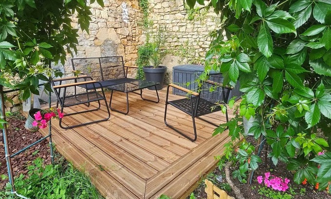 Thenay Maison | Homerez - Welcoming house in Thenay with enclosed garden