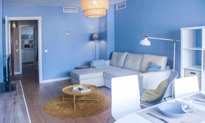 Parque Ayala Appartement | Homes - Center and Beach - Train station
