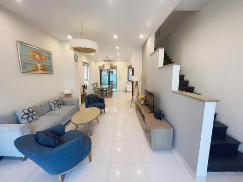 Ha Long Appartement | Homestay 5 Phòng Ngủ Royal Lotus