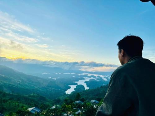 Dak Glong Hôtel | Homestay A Súy -View Hồ Tà Đùng