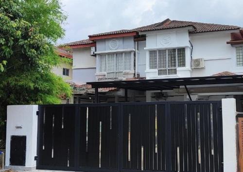 Sungai Buloh Maison | Homestay Anggerik 56 Saujana Utama