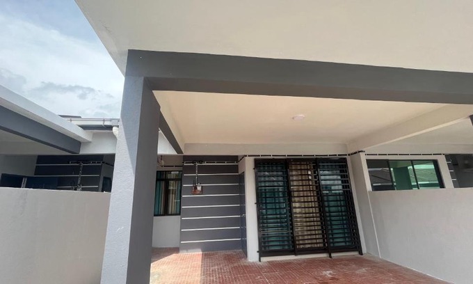 Kuala Krai Villa | Homestay Anggun
