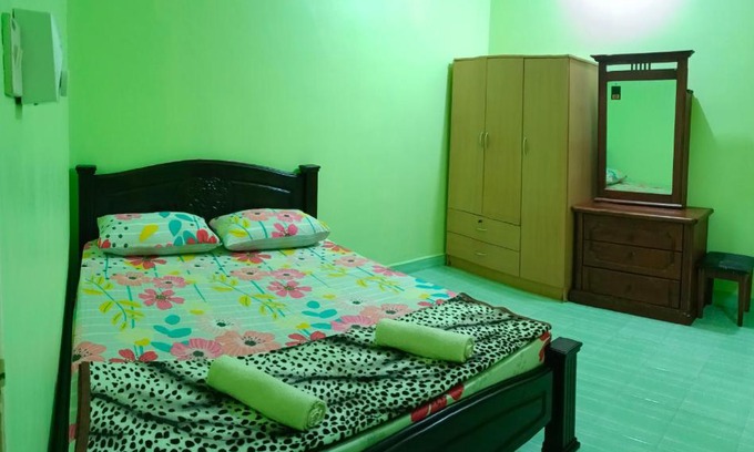 Kota Kinabalu Appartement | Homestay Bajet KK UA1 Ground Floor 3 Rooms 1 Aircond