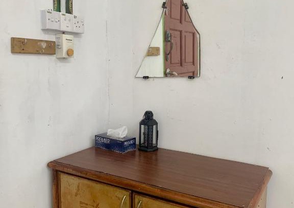 Kawasan Perindustrian Chendering Maison | Homestay Bajet MokAji