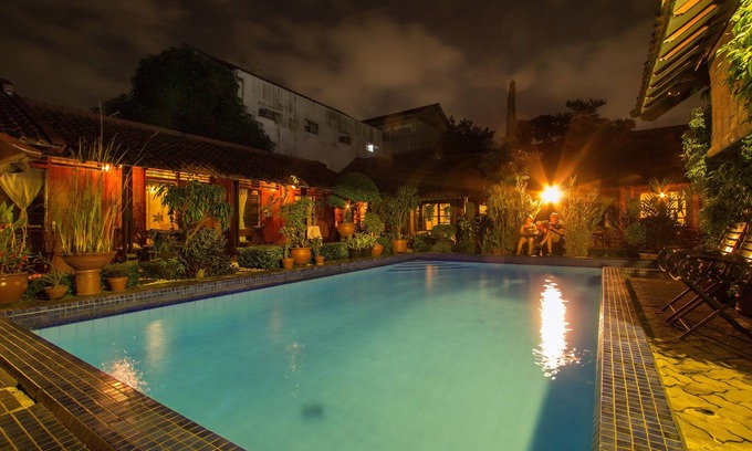Prawirotaman Maison | Homestay bernuansa klasik dengan kolam renang dan taman
