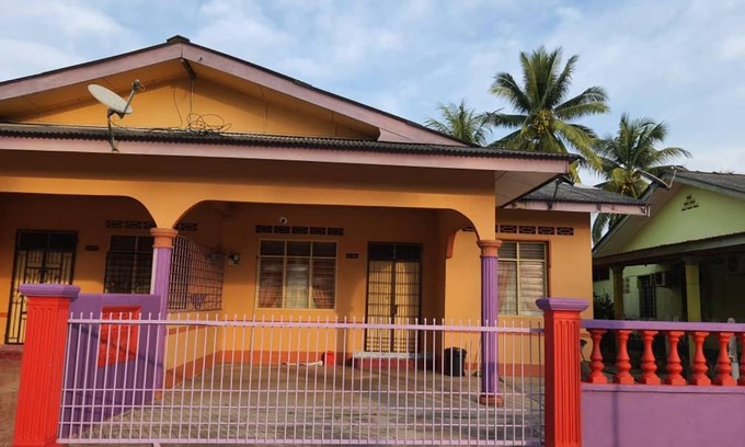 Kampong Raja Maison | Homestay Bonda