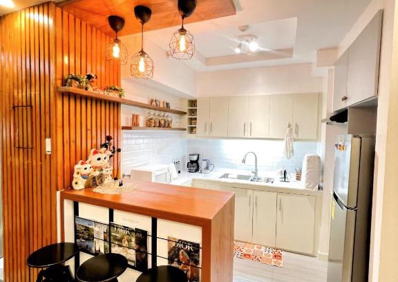 Bacoor City Appartement | Homestay by ViJiTa 2bedroom condo