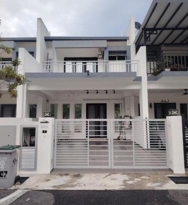 Seremban Maison | Homestay Farrell Seremban