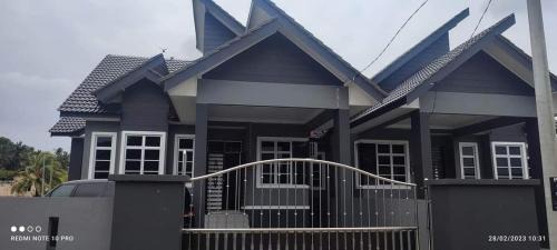 Wakaf Bharu Maison | Homestay Haura Bella