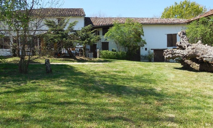 Lamothe-Capdeville Autre | Hébergement chez l'habitant, dans une ancienne ferme à la campagne