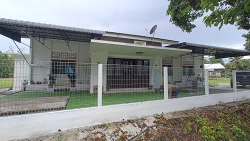 Kuala Kangsar Maison | Homestay Laman Dahlia
