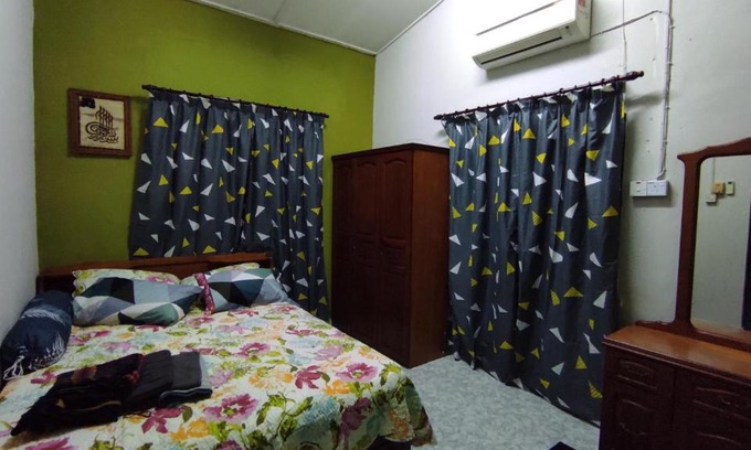 Parit Buntar Maison | Homestay Opah Parit Buntar, Perak