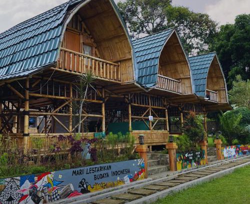Jambelaer Maison | Homestay Syariah Tipe B Kadudampit Sukabumi