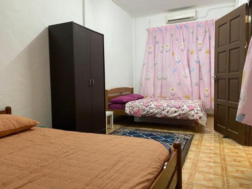 Taman Orkid Maison | Homestay Taman Maktab Pengkalan Chepa