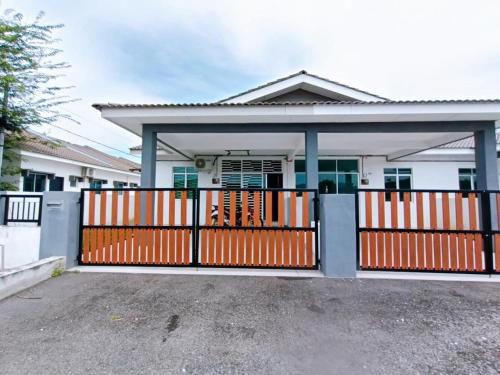Seri Manjung Maison | HomeSTAY TAMAN MANJUNG POINT LUMUT PERAK
