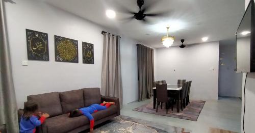 Keru Maison | Homestay Tok Ayah KG KERU, Tampin "FOR ISLAM PEOPLE ONLY"