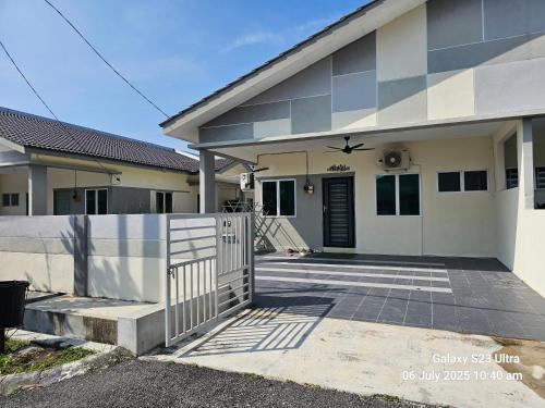 Manjung Maison | Homestay ZAF sitiawan