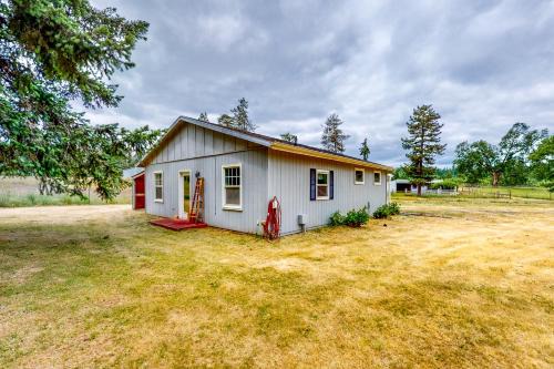 Dallas Maison | HomeSted Cottage