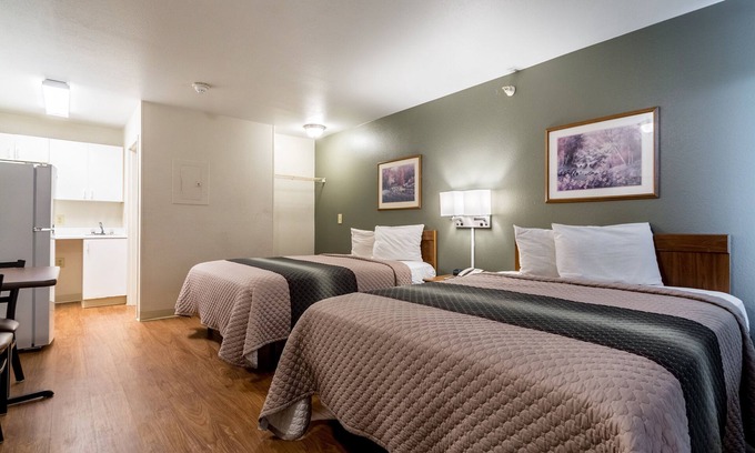 Eiber Hôtel | HomeTowne Studios by Red Roof Denver - Lakewood West