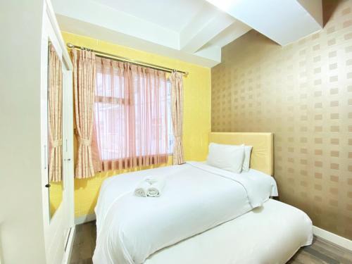 Cileunyi Appartement | Homey and Cozy 1BR Apartment at Harvard Jatinangor By Travelio