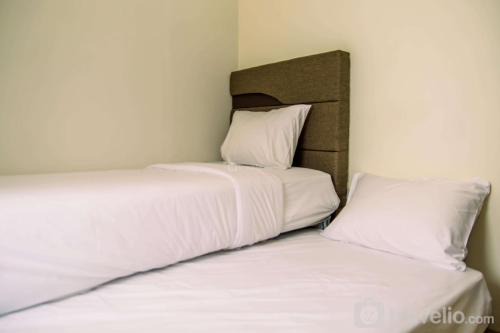 Panunggangan Utara Appartement | Homey and Serene 2BR at Great Western Resort Apartment By Travelio