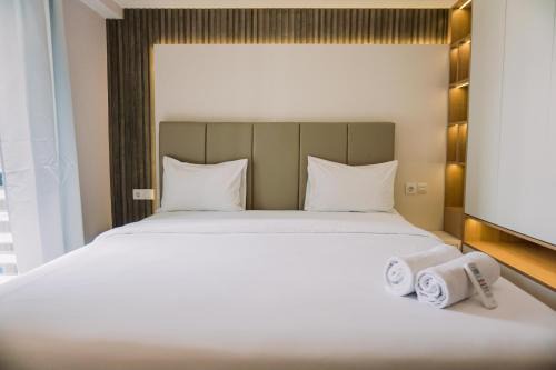 Bumi Serpong Damai Appartement | Homey and Spacious 3BR at Sky House BSD Apartment By Travelio