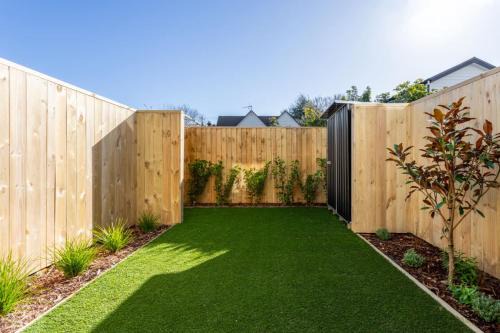 Te Atatu Peninsula Maison | Homey Te Atatu Stay