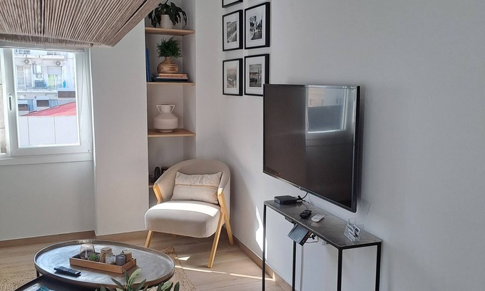 Volos City Centre Appartement | Homing Volos inspired Modern Living