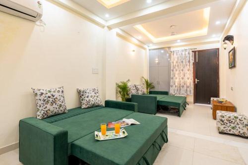 Vasundhara Appartement | Homlee-Vasundhara 5BHK with Terrace(For Function)