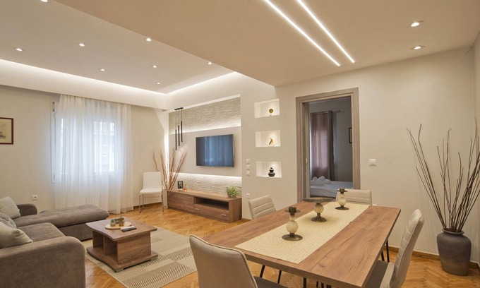 Kypseli Appartement | Honey House Kipseli Stylish, Reno 2BR Apt City Ctr