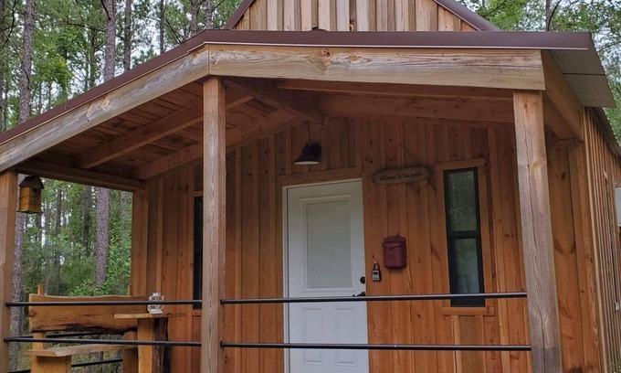 Boys Ranch Cabine | Honeymoon Hideaway