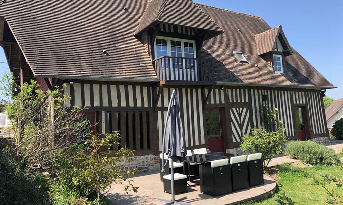 Gonneville-sur-Honfleur Maison | LA CANETIÈRE Gîte à Honfleur, Pétanque, Ping-pong et salle de jeux