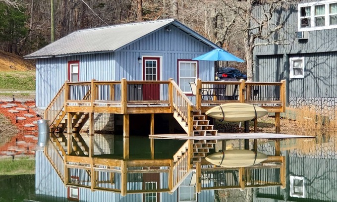 Rising Fawn Cabine | Hooked On A Feeling — Fishing Cabin