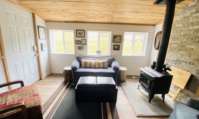 Caroline Cabine | Hoppy Land - A Converted Hunting Camp