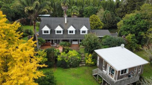 Highland Park Maison | Horse Shoe Manor