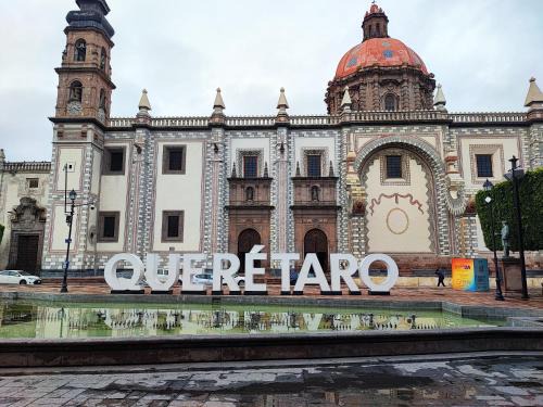 Downtown Queretaro Maison | Hospedaje Castillo