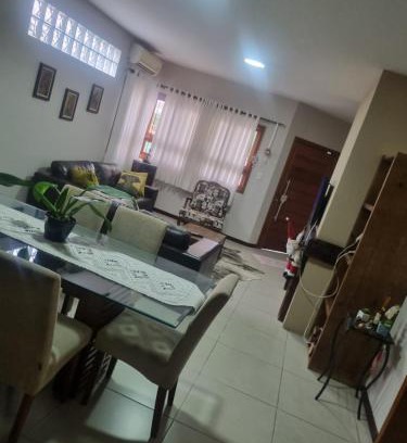 Centro Maison | Hospedagem Sil e Jean quarto família, cozinha compartilhada com outros hóspedes