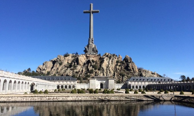 San Lorenzo de El Escorial Maison | Hospedería Santa Cruz