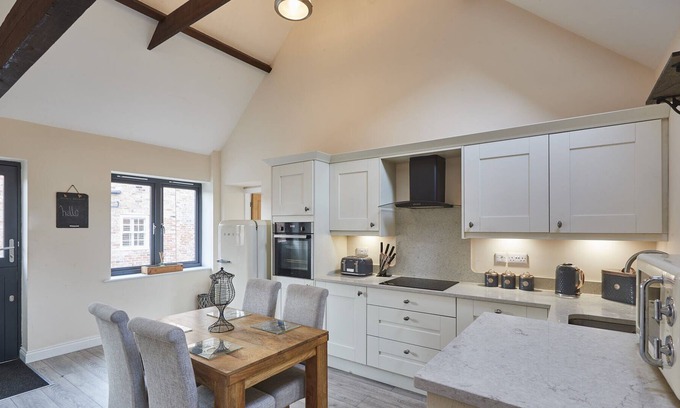 Aubourn Maison | Host & Stay | The Dairy