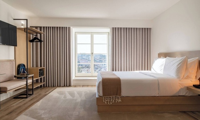 Sao Nicolau Appartement | Host Wise - 5 Flats Fervença Boutique Palace