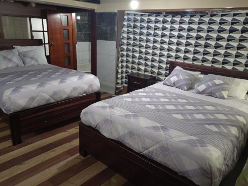 Banos de Agua Santa Maison | HOSTAL CASA MIA r